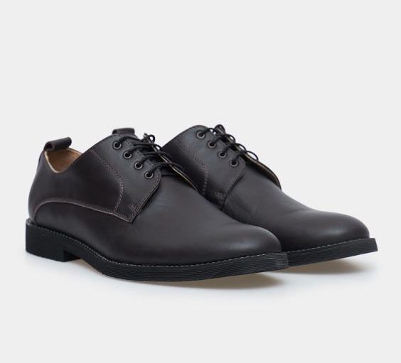 Black Derby shoes - EU 40