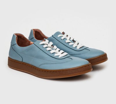 Blue leather sneakers EU 36