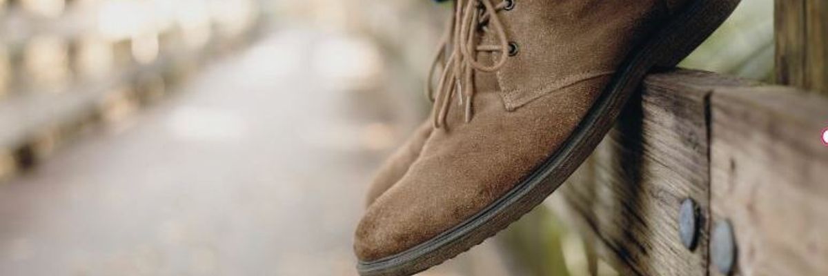 Догляд за замшевим взуттям: міфи та реальність фото