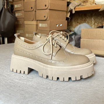 Leather Derby Brogues (biege) EU37