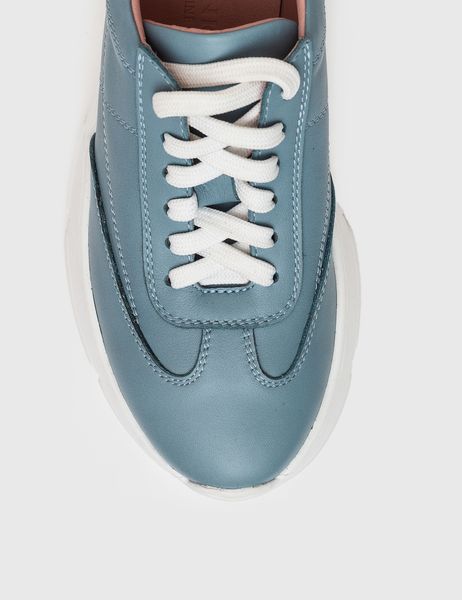 Blue leather sneakers EU 36