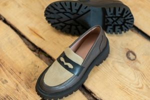 Style and Comfort: The History and Features of Loafers
